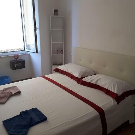 Casa Vacanze P&G. Colline, Mare, Relax 라스페치아 외부 사진