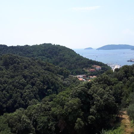 Casa Vacanze P&G. Colline, Mare, Relax 라스페치아 외부 사진
